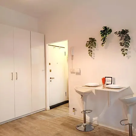 아파트 A Casa Di Rosa In Citta Studi 밀라노